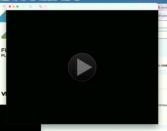 Máquina virtual apagada con el botón de reproducción